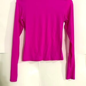 Skims Brand New Never Worn Fits Everybody long Sleeve Shirt in Pink.